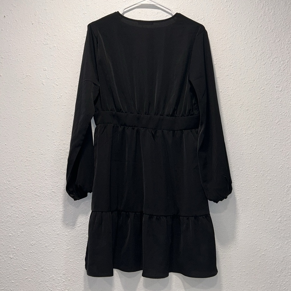NWT Cupshe black plunge neck button loop button mini dress for women - Picture 4 of 11